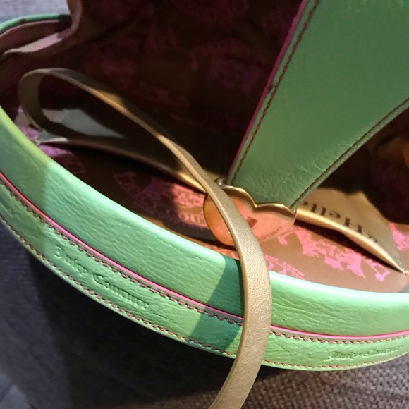 Juicy Couture leather train case purse READ please - Picture 13 of 16